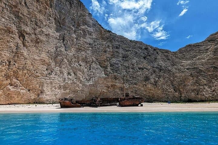 Zakynthos Blue Caves & Navagio Shipwreck: Small‑Boat Coastal Cruise