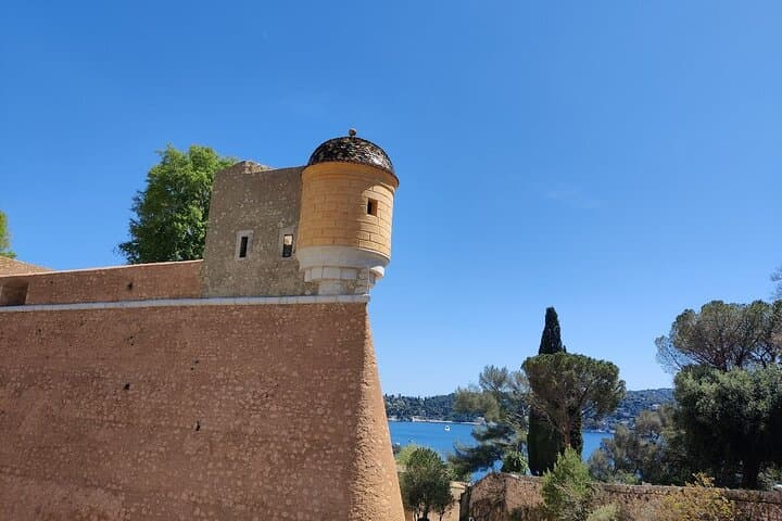 Villefranche 2-Hour Paddle and Old Town Walking Tour photo 5