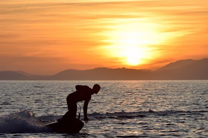 Jetsurf Mallorca: 20-Minute Motorized Surfboard Adventure Near Palma photo 4