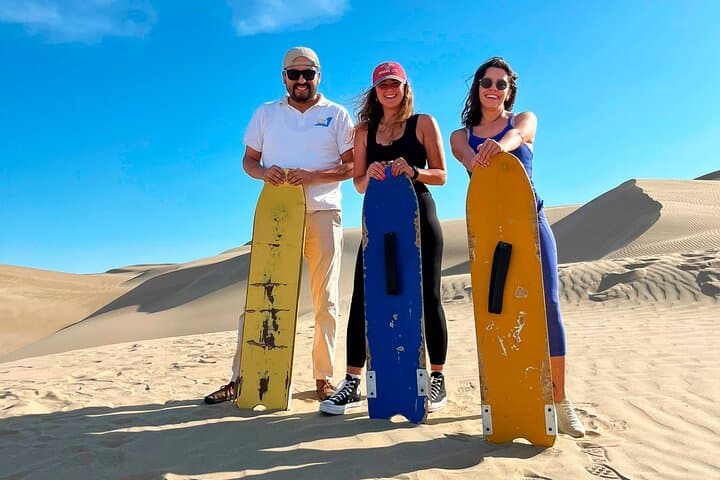 Ica Full-Day Sandboarding & Pisco Tasting: Buggy Adventure to Huacachina