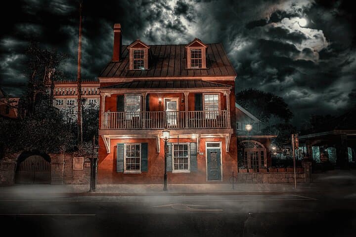 Booze & Boos: St. Augustine Haunted Pub Crawl Through History photo 4
