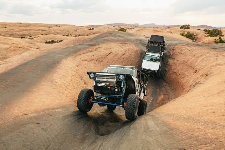 Conquer Moab's Hell's Revenge: The Ultimate 3-Hour Off-Road Adventure photo 3
