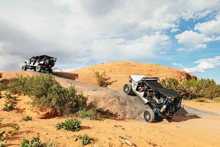 Conquer Moab’s Hells Revenge: A 2-Hour 4x4 Adventure Over Red Rocks photo 5