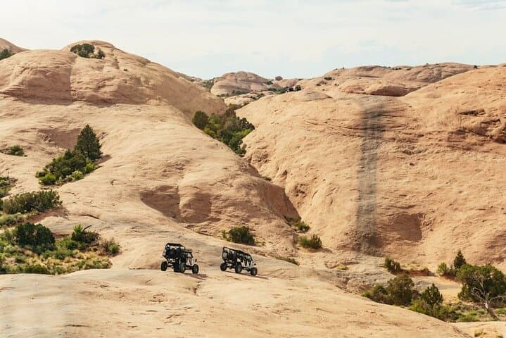 Conquer Moab’s Hells Revenge: A 2-Hour 4x4 Adventure Over Red Rocks photo 6