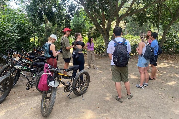 Coffee & Gastronomic Bike Tour in Antigua: Ride Through Plantations and Markets photo 3