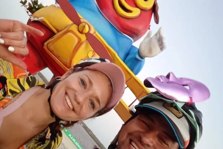Private Bike Tour of Barranquilla — Riverfront, Murals & Historic El Prado photo 2