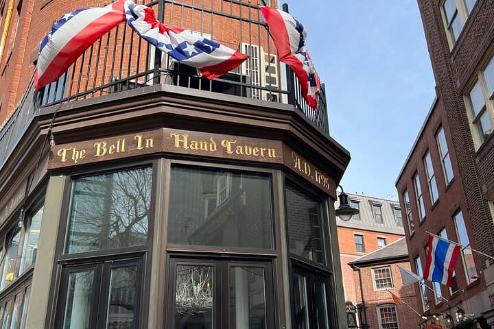 Historic Boston Pub Crawl: 2-Hour Walking Tour of Revolutionary Taverns photo 1