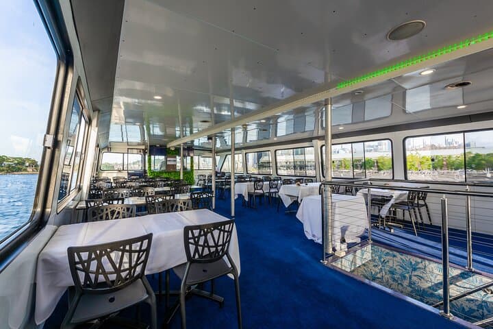 Retro 80s Party Cruise on Sydney Harbour — 3-Hour Evening Dance & Buffet photo 5