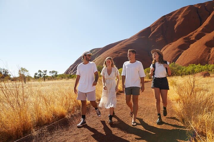 4-Day Uluru, Kata Tjuta & Kings Canyon — Red Centre Outback Camping Adventure
