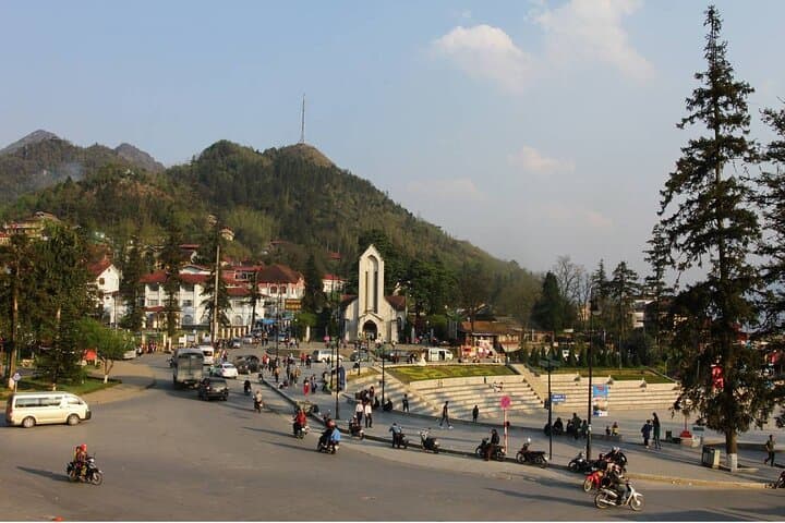 Sapa 2-Day Trek From Hanoi: Cat Cat, Muong Hoa Rice Terraces & Village Life photo 3