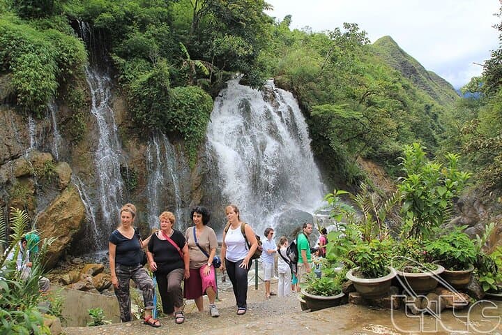 Sapa Trekking: 2-Day Village Walks & Muong Hoa Valley Views photo 6