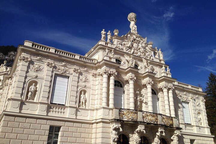 Skip-the-Line Private Tour to Linderhof Palace, Oberammergau & Ettal Monastery