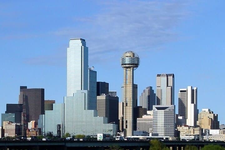 Private Custom Walking Tour in Dallas with a Local Guide — Personalized City Walk