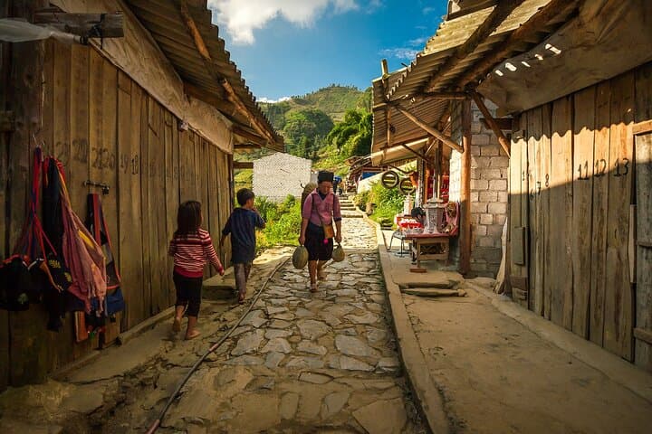 Sapa 2-Day Trek from Hanoi: Cat Cat, Muong Hoa & Ethnic Villages photo 6