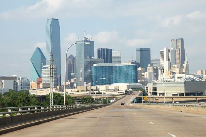 Private Custom Walking Tour in Dallas with a Local Guide — Personalized City Walk photo 3