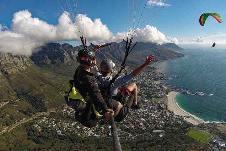Tandem Paragliding Over Cape Town: Signal Hill and Lion's Head Scenic Flight photo 2