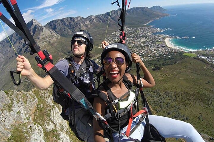 Tandem Paragliding Over Cape Town: Signal Hill and Lion's Head Scenic Flight photo 4
