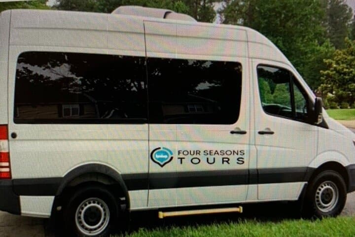 Private Raleigh Transfers: 12-Passenger Van Charters for Group Travel