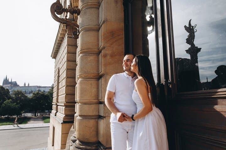 Prague Castle Private Photoshoot — Capture Iconic Castle Views with a Local Photographer photo 2