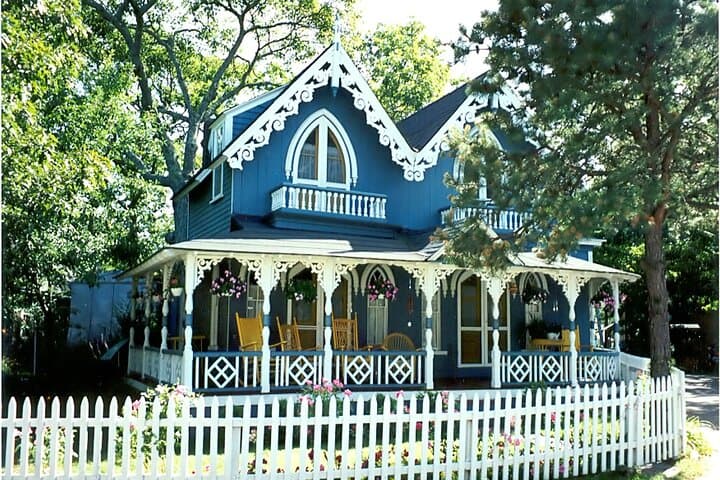 Martha's Vineyard Self-Guided Driving & Walking Audio Tour — Route, History & Practical Tips photo 4