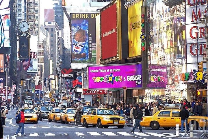 Panoramic Streets: 4-Hour Upper & Lower Manhattan Tour photo 4