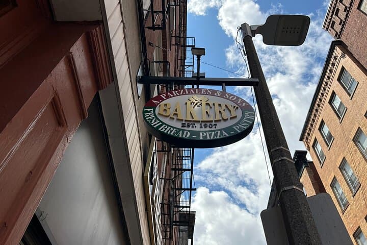Taste and History of Boston's North End: 2-Hour Little Italy Walking Tour