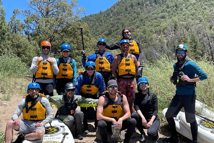 Paddle Lake Dillon: Guided SUP Tour to Frisco Bay's Uninhabited Islands photo 6