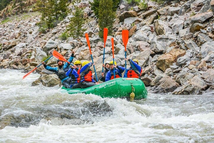 Advanced Clear Creek Whitewater Rafting: Dare the Gold Rush Section photo 6