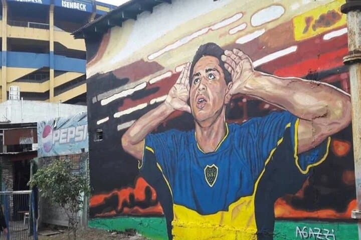 La Boca Walking Experience: Bombonera Museum, Caminito Murals & Local Flavor photo 5