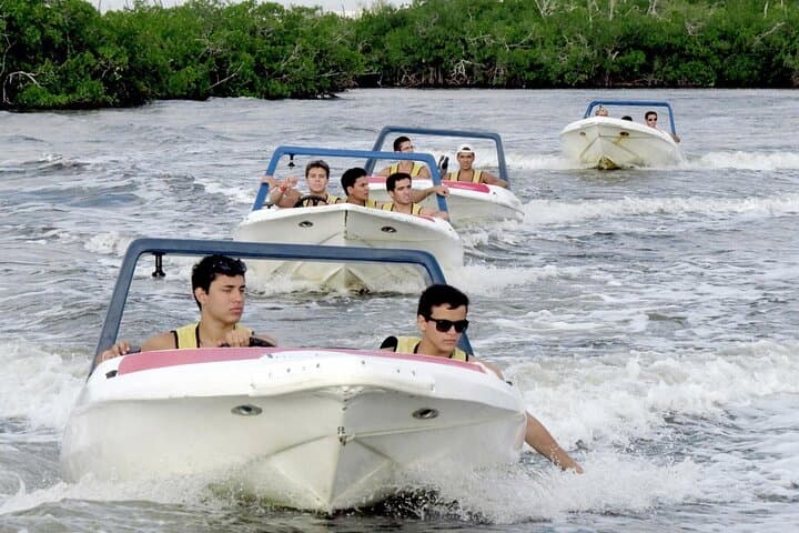 Cancun Speedboat & Snorkel: Nichupté Lagoon to Mayan Reef Adventure photo 3