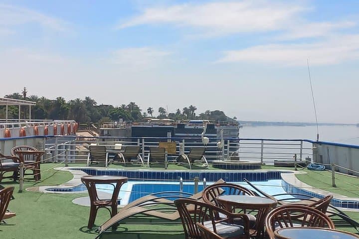 Aswan to Luxor 4-Day Nile Cruise: Temples, Tombs & Scenic Sailing