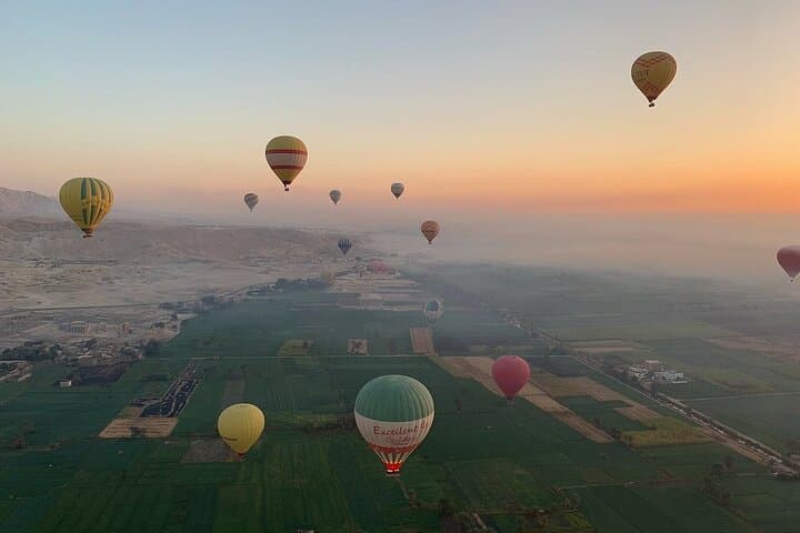 Sunrise Hot Air Balloon Ride Over Luxor's Temples photo 6
