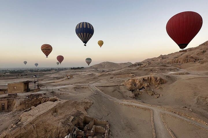 Luxor Sunrise Hot Air Balloon Over Ancient Thebes photo 6