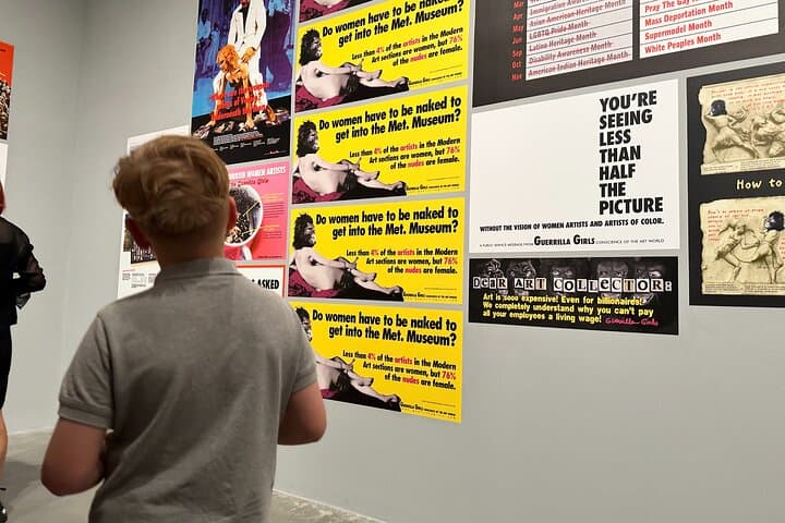 Tate Modern Private Guided Family Tour — Kids-Friendly Art Walk in London photo 4