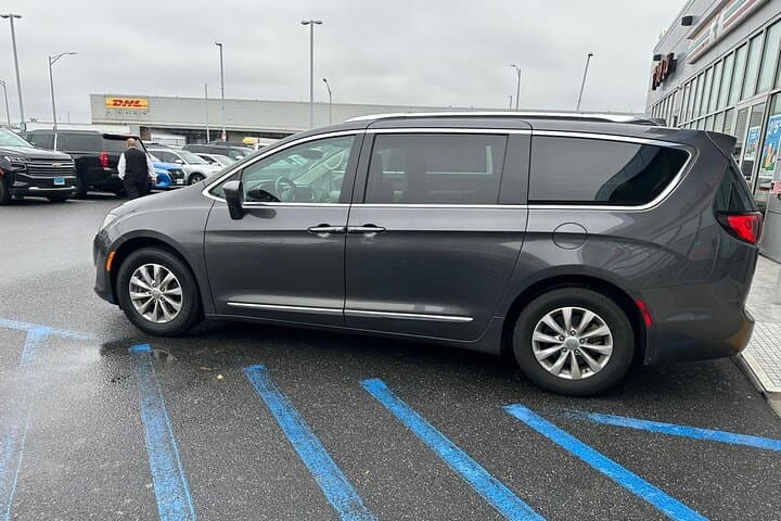 Private JFK to Manhattan Cruise Port Transfer — Door-to-Door Airport Car Service