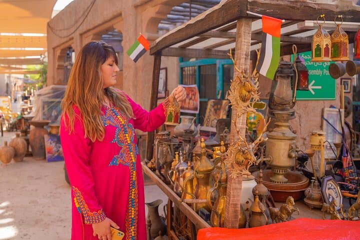 Old and Modern Dubai City Tour: Blue Mosque, Souks & Abra Ride