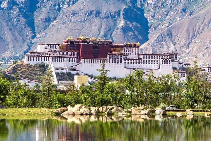 Lhasa and Namtso Lake: 5-Day Cultural High-Altitude Tour photo 2