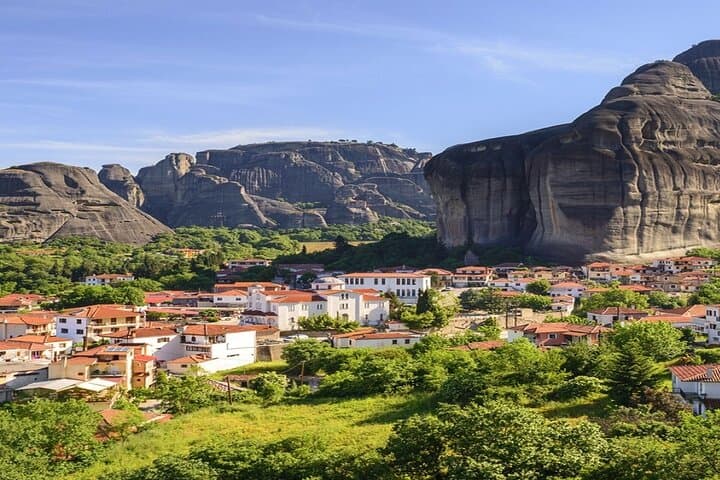 Meteora & Thermopylae: Private Day Tour from Athens to Ancient Cliffs photo 4
