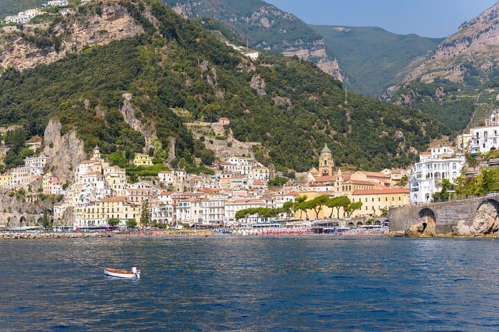 Amalfi Coast Dinghy Rental: Captain Your Own 40hp Adventure photo 6