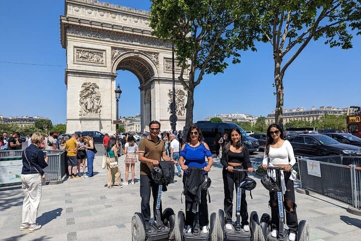 Glide Paris: 90-Minute Segway Tour + Seine River Cruise Ticket photo 2
