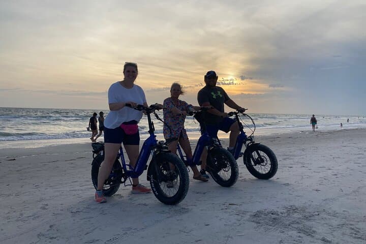 Treasure Island Electric Bike Sunset Tour to John's Pass photo 5