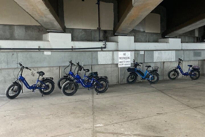 Treasure Island Electric Bike Sunset Tour to John's Pass photo 6