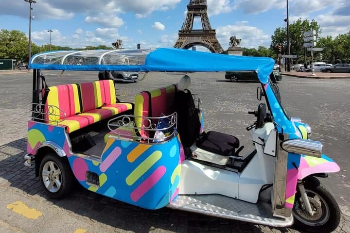 Paris by TukTuk: Private 3‑Hour Electric TukTuk Tour of Historic Sights photo 1