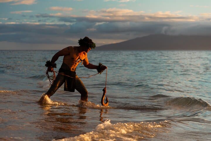 Wailele Luau at Kaanapali: Fire-Knife Show & Oceanfront Dinner photo 2