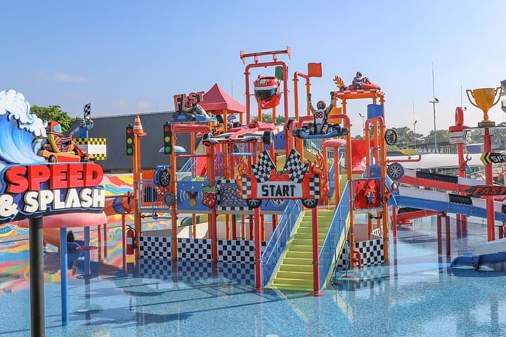 Pearl Bay Water Park Bandaragama — 16 Slides, Pools & Family Fun photo 1