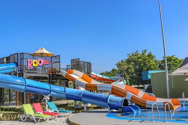 Pearl Bay Water Park Bandaragama — 16 Slides, Pools & Family Fun photo 2