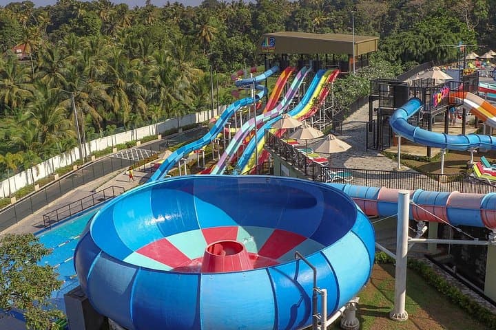 Pearl Bay Water Park Bandaragama — 16 Slides, Pools & Family Fun photo 4