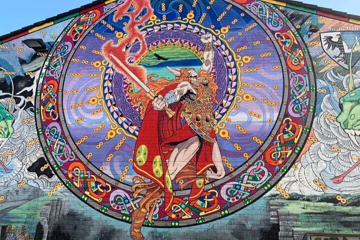 Belfast Black Taxi Tour: Two Hours Through The Troubles, Murals & Peace Walls photo 3