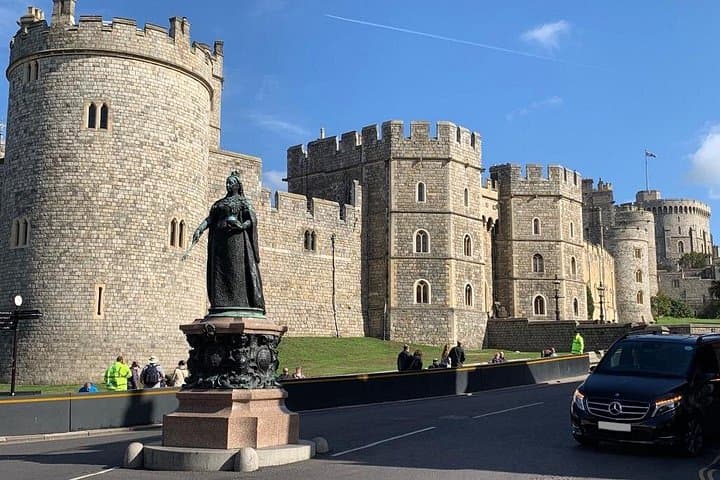 Southampton to London via Stonehenge and Windsor — Self-Guided Transfer with Sightseeing photo 4