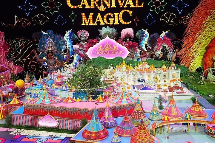 Phuket Carnival Magic: River Parade, Street Performers & Nighttime Dinner Show photo 3
